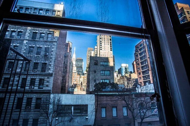 Foto del edificio - 152 E 35th St