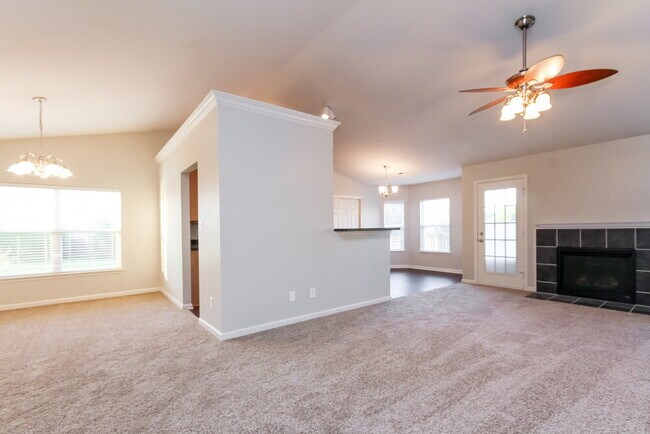 Foto del edificio - 1115 Wild Ridge Blvd