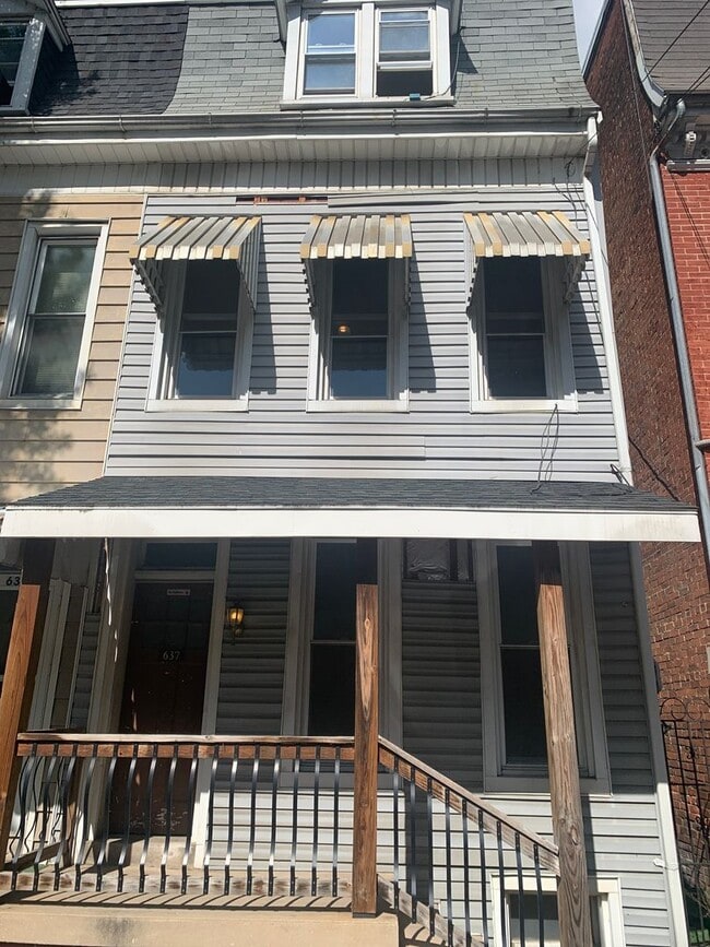 Building Photo - 637 W Philadelphia St