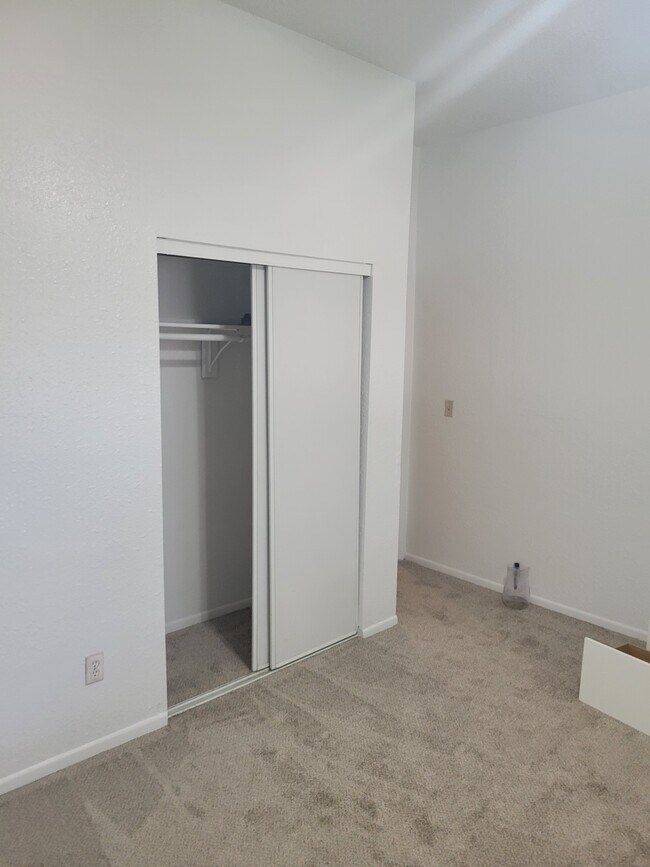 Foto del edificio - 94 N Sherman St