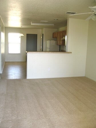 Building Photo - 501 Bermuda