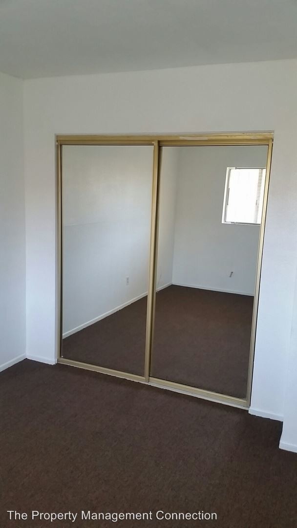 Building Photo - 2311 W Compton Blvd