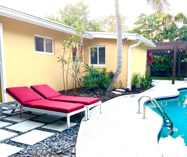 Foto del edificio - 2169 Imperial Point Dr