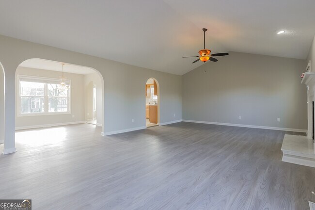 Building Photo - 9369 Windchase Way
