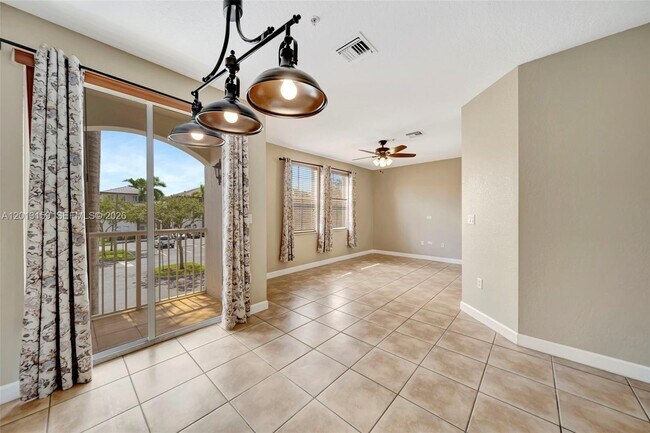 Foto del edificio - 4361 SW 160th Ave