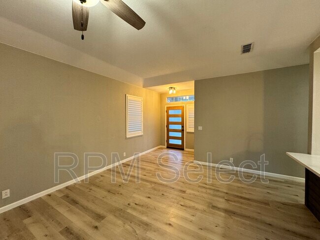 Building Photo - 3603 Amethyst Dr