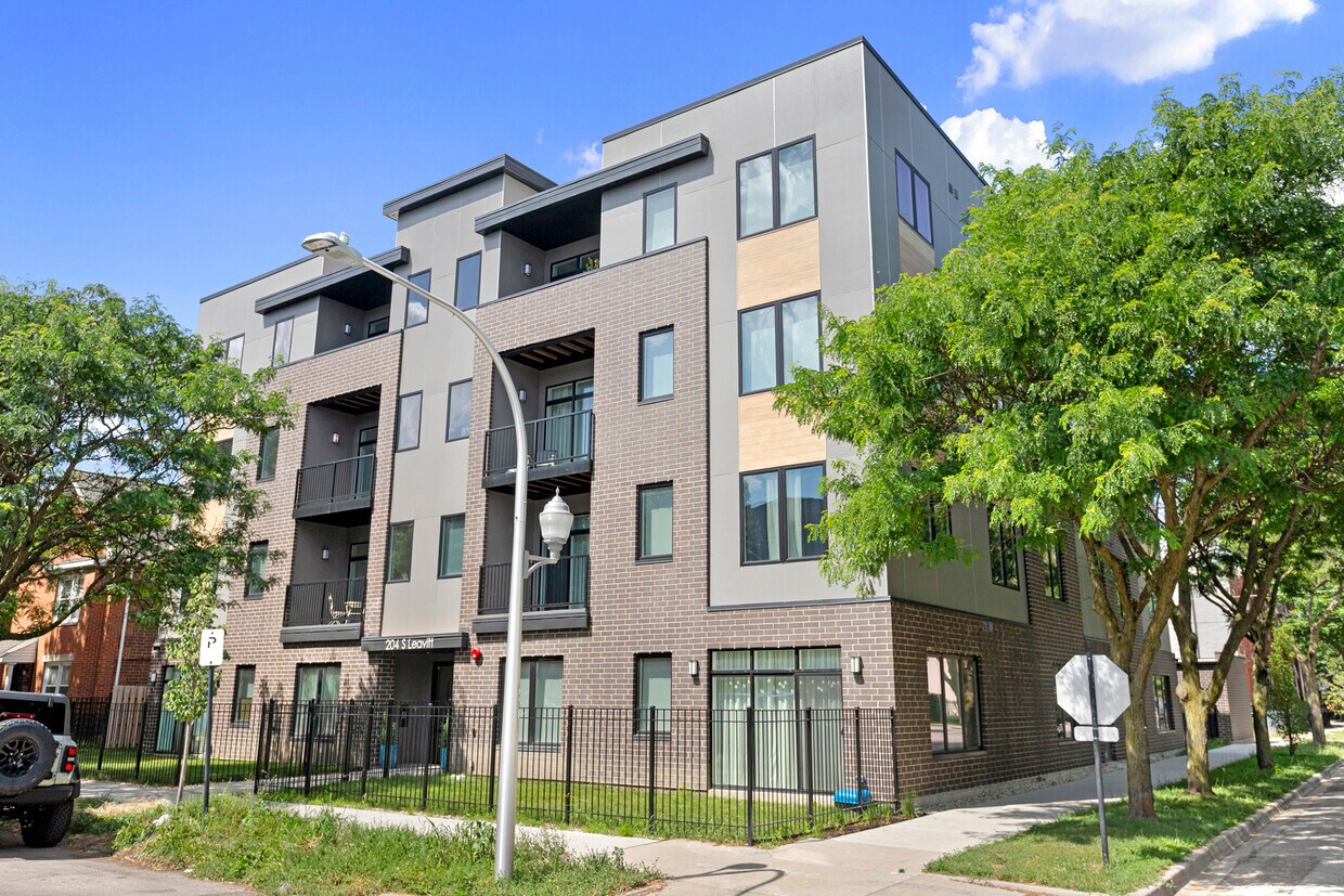 204 S Leavitt St Unit 204, Chicago, IL 60612 | Apartments.com