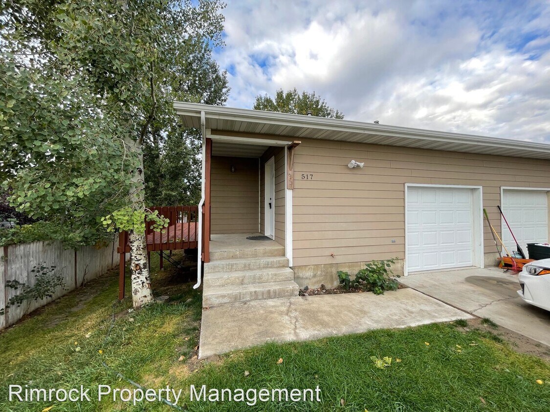 4 br, 2 bath House 517 2nd Street SE House Rental in Park City, MT