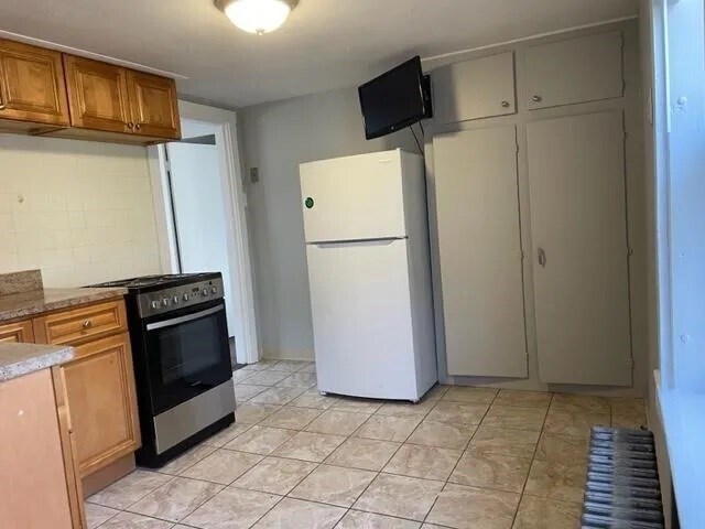 Foto del edificio - 2 Brookside Ave