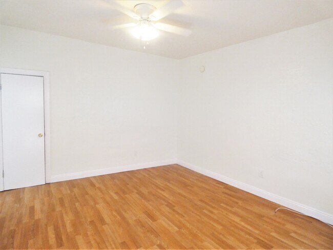 Building Photo - 1021 Coronado Ave