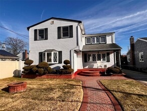 Building Photo - 463 Duryea Ave