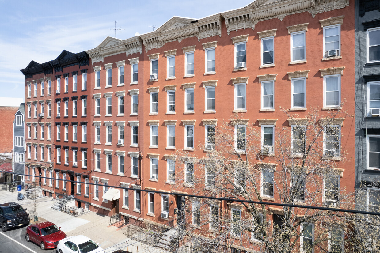 621 Willow Ave, Hoboken, NJ 07030 - Apartments In Hoboken, NJ ...