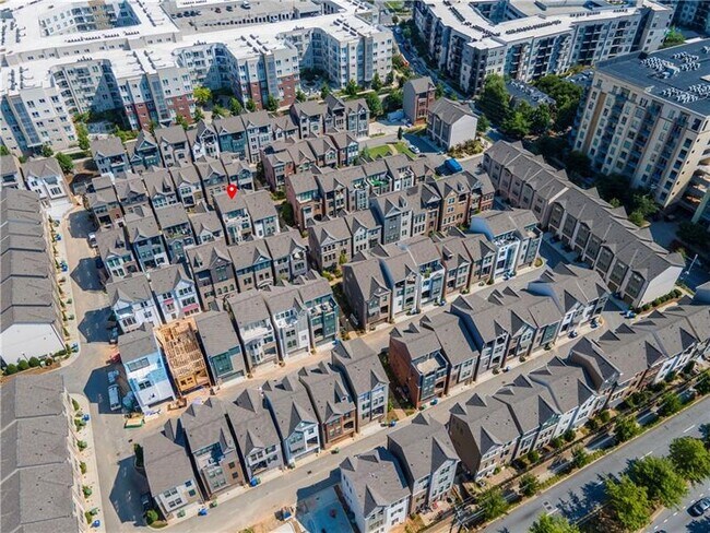 Foto del edificio - 619 Broadview Terrace NE