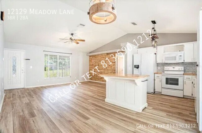 Building Photo - 12129 Meadow Ln