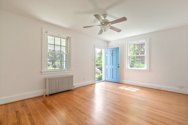 Foto del edificio - 4007 Cutshaw Ave