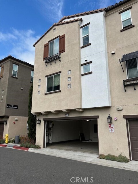 Building Photo - 253 N Magnolia St