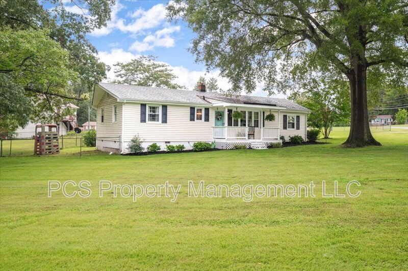 Foto principal - 16100 Gary Ave