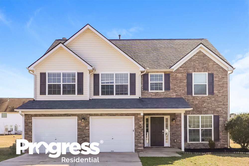 Foto principal - 195 Ridge Pointe Dr