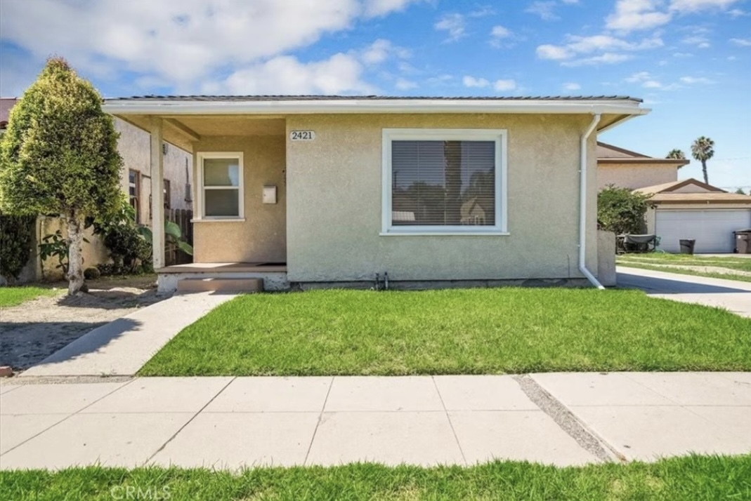 Primary Photo - 2421 Delta Ave