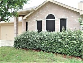 Building Photo - 7017 Stetter Dr