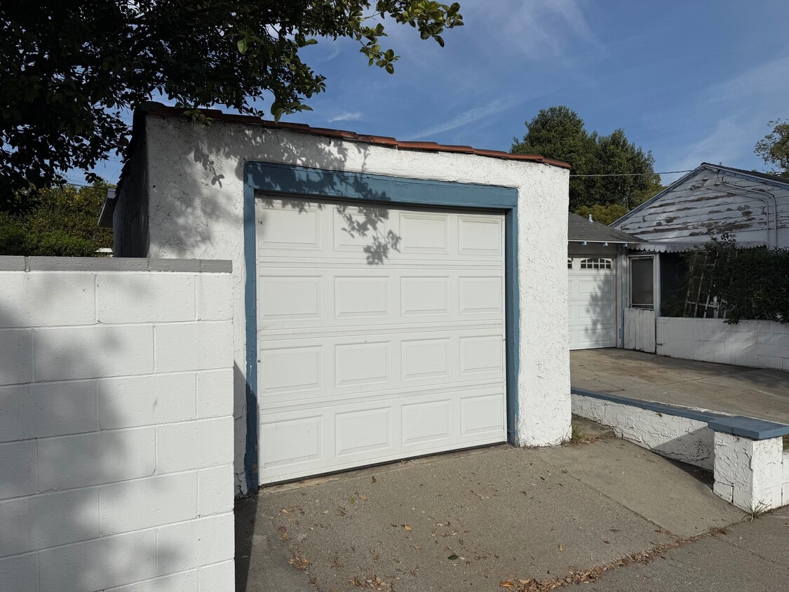 Foto del edificio - 2175 E Del Mar Blvd