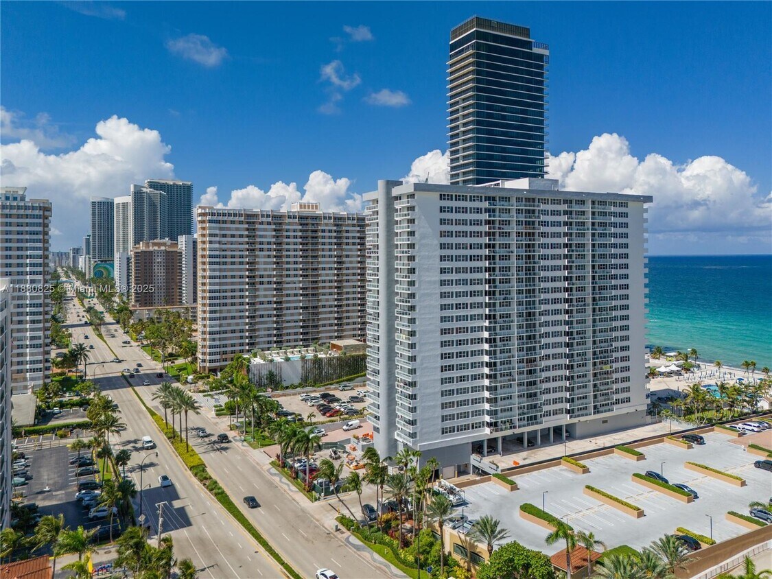 Foto principal - 2030 S Ocean Dr