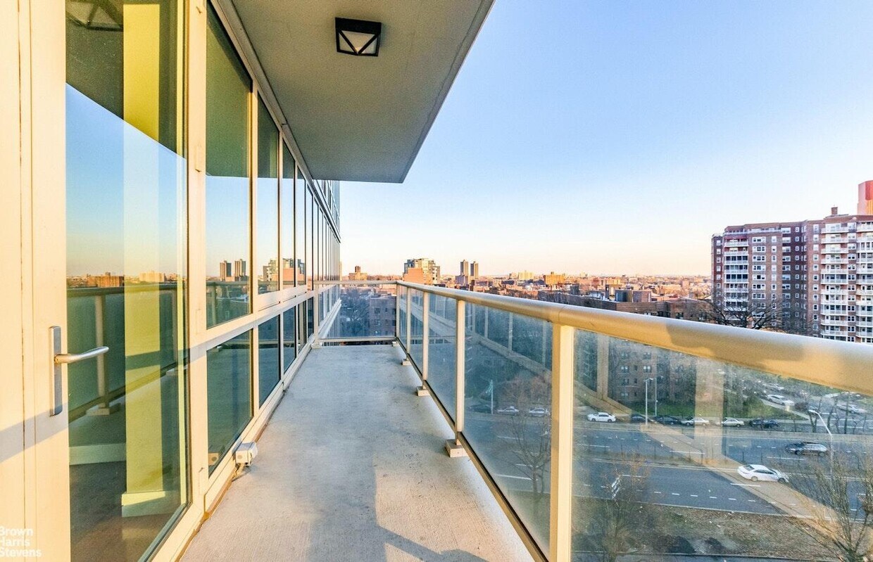 Foto principal - 640 W 237th St