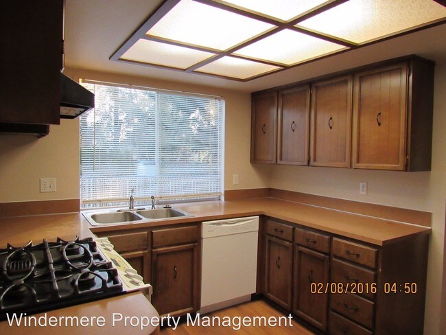 Building Photo - 3 br, 2 bath House - 3231 Maryland Place