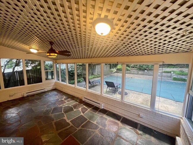 Building Photo - 3112 Brooklawn Terrace