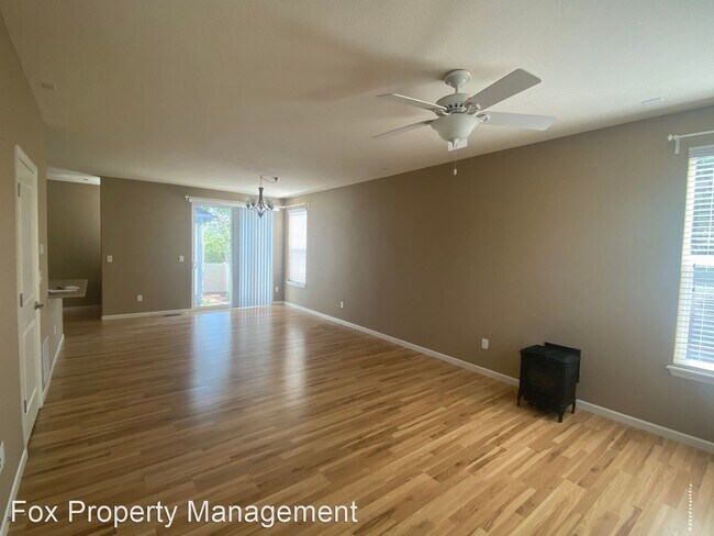 Building Photo - 3 br, 3.5 bath House - 340 Riverton Road