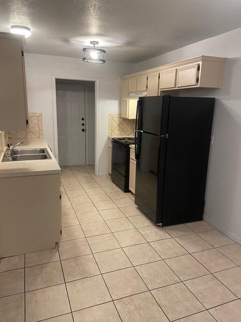 Foto del edificio - 3700 Dustin Ct