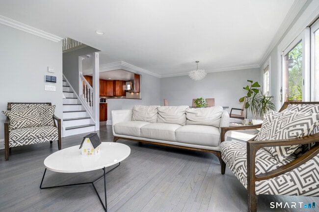 Building Photo - 47 Indian Harbor Dr