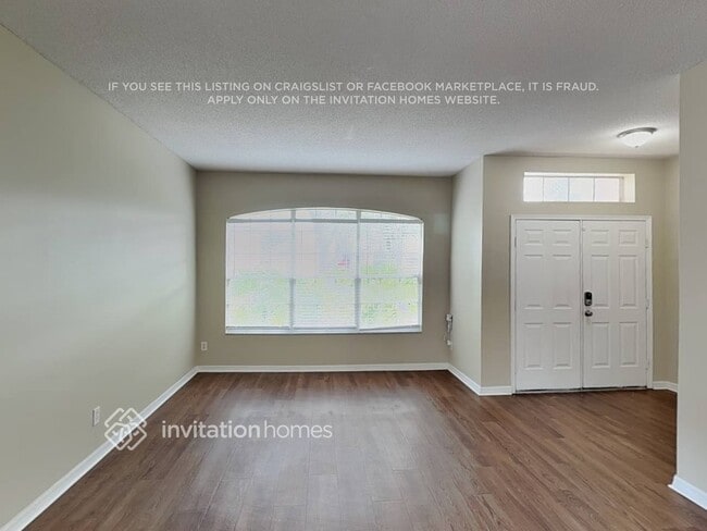 Building Photo - 13606 Hawkeye Dr