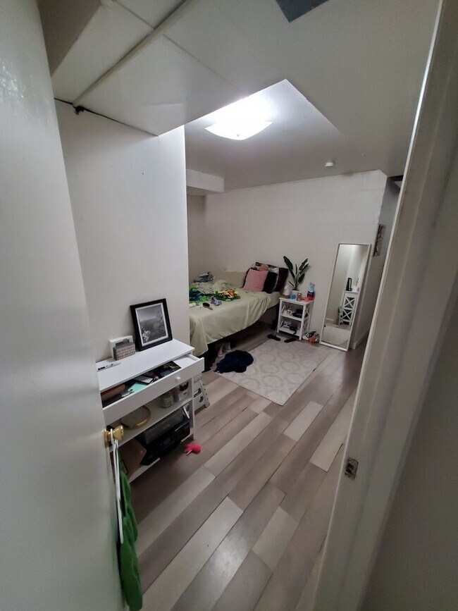 Foto del edificio - 533-537 Alpine Ave