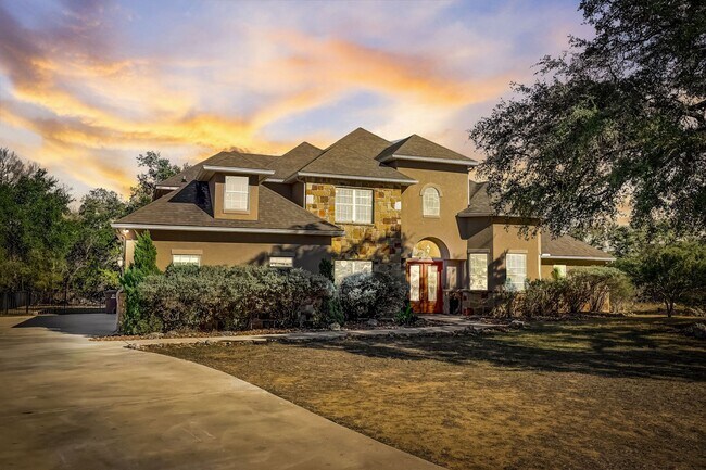 Foto del edificio - July Move-In Special - Spring Branch Oasis...