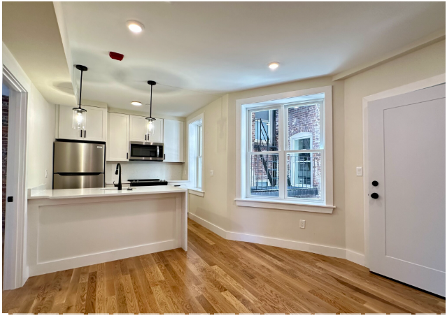 Primary Photo - 65 N Margin St