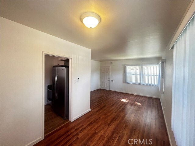 Foto del edificio - 1015 Thompson Ave