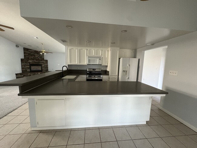 Building Photo - 3800 Collier St