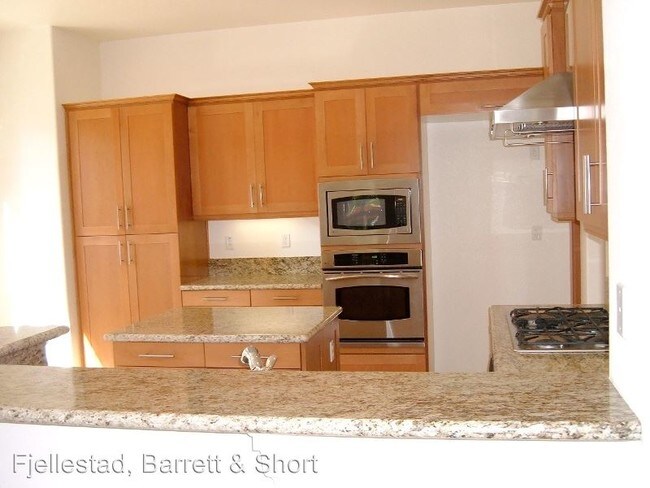 Building Photo - 4 br, 3 bath House - 12459 Carmel Park Dr.