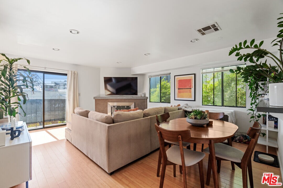 Foto principal - 2480 Penmar Ave