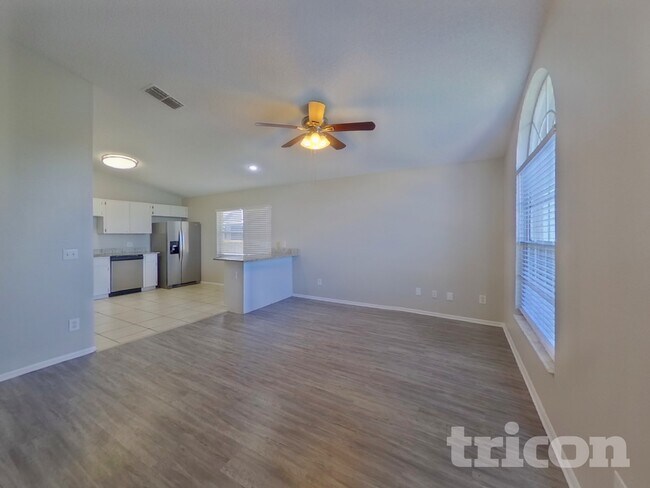 Building Photo - 1289 Cleveland Ave