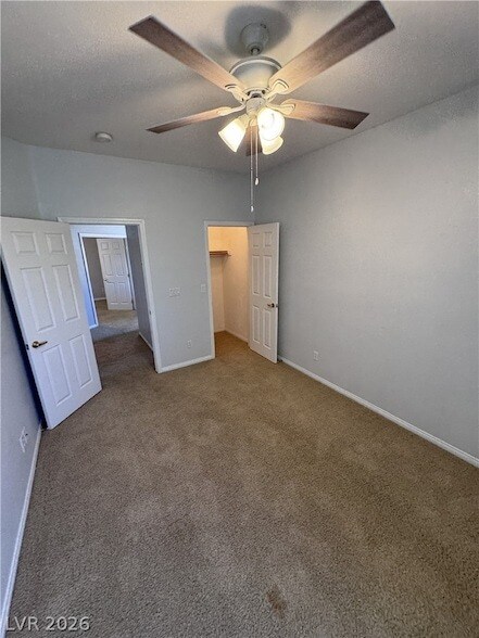 Foto del edificio - 9016 Barnwell Ave
