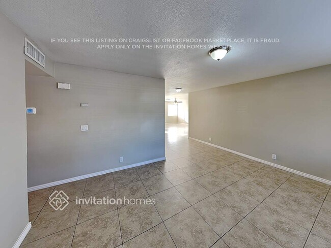 Foto del edificio - 18016 N 57th Ave