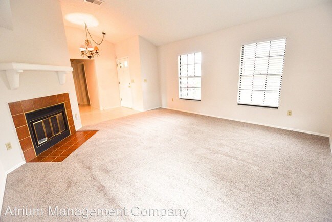 Building Photo - 3 br, 2 bath House - 409 S. Winsome Court