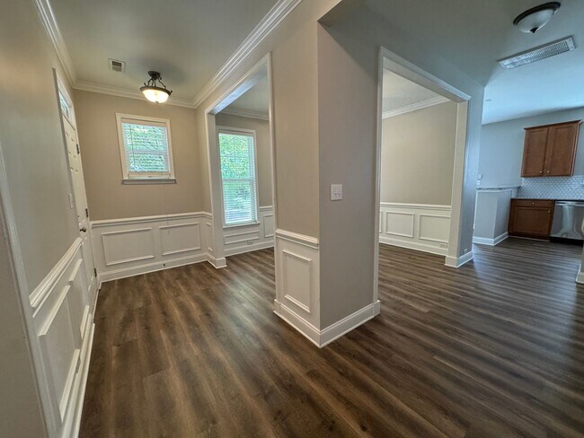 Foto del edificio - 9734 Cadman Ct