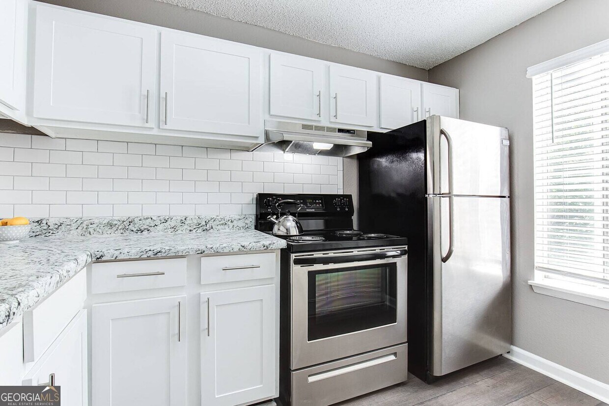 5151 Beverly Glen Ln NW Unit 5100E, Norcross, GA 30092 Room for Rent