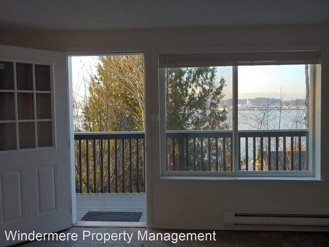 Building Photo - 2 br, 1 bath House - 226 Farragut Avenue N...