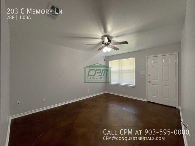 Foto del edificio - 203 Memory Ln