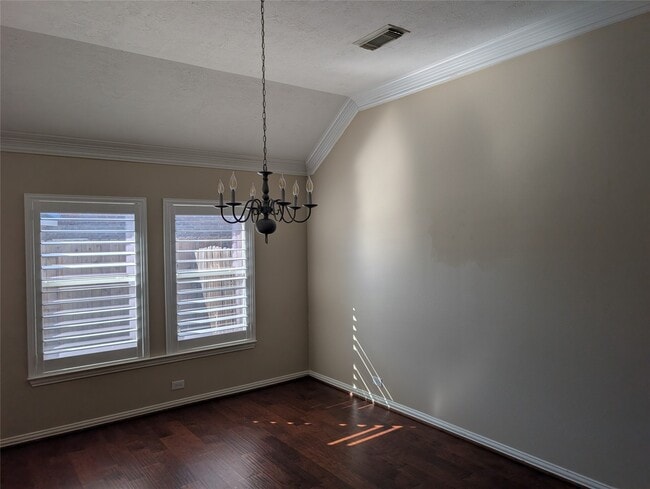 Building Photo - 18627 Summercliff Ln