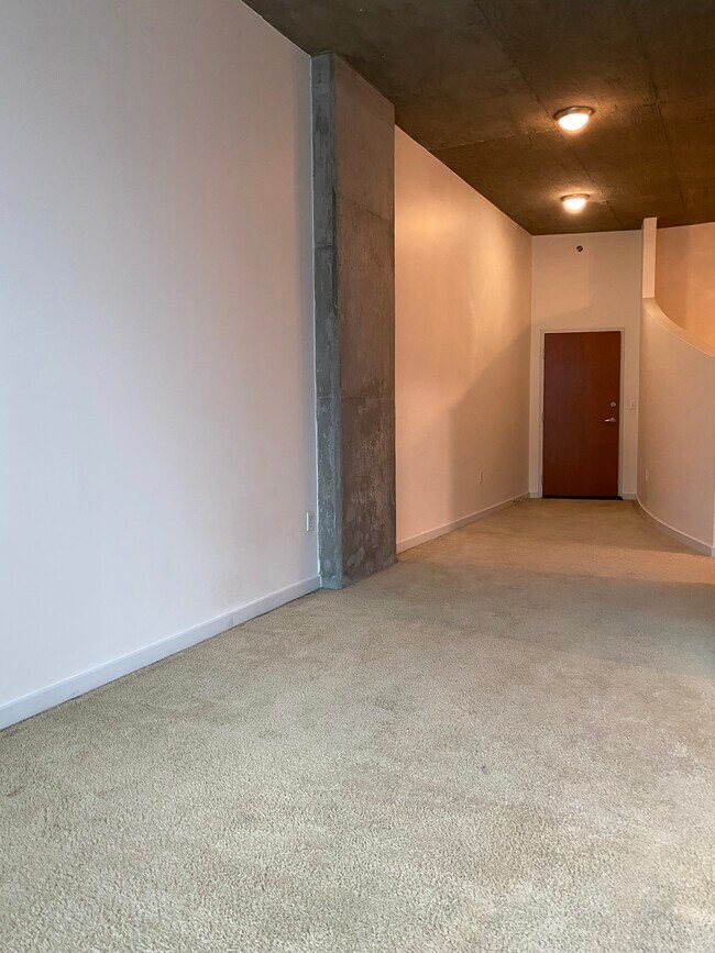 Foto del edificio - 301 Demonbreun St